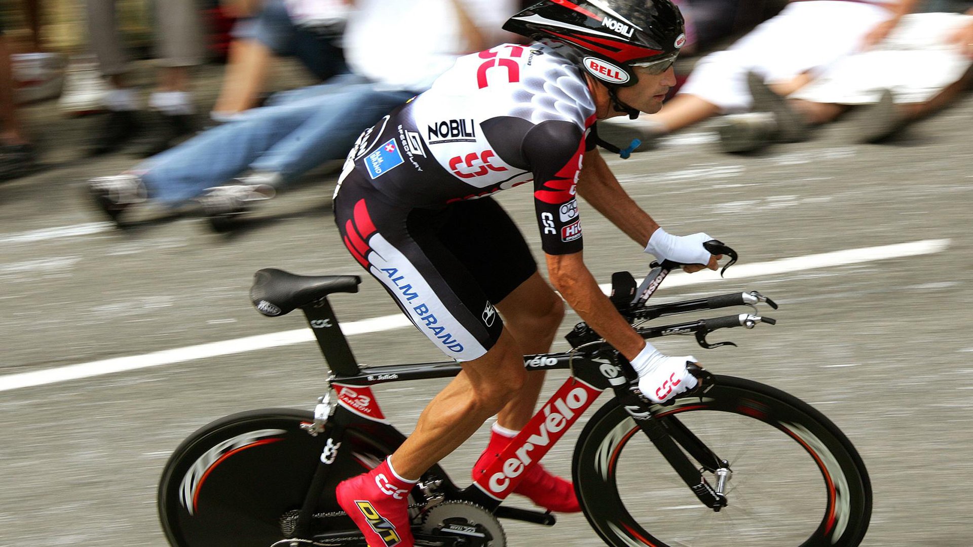 巴西女足在奥运会决赛中以0-1惜败美国，获得银牌，巴西女足拿过奥运会冠军吗